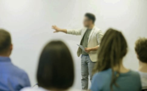 �Ǹ�Ա����ѵ����